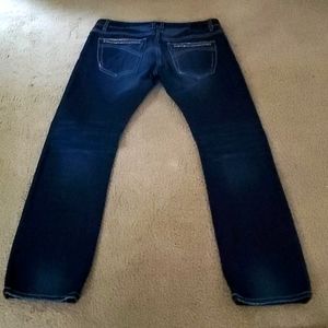 Robins Jeans
